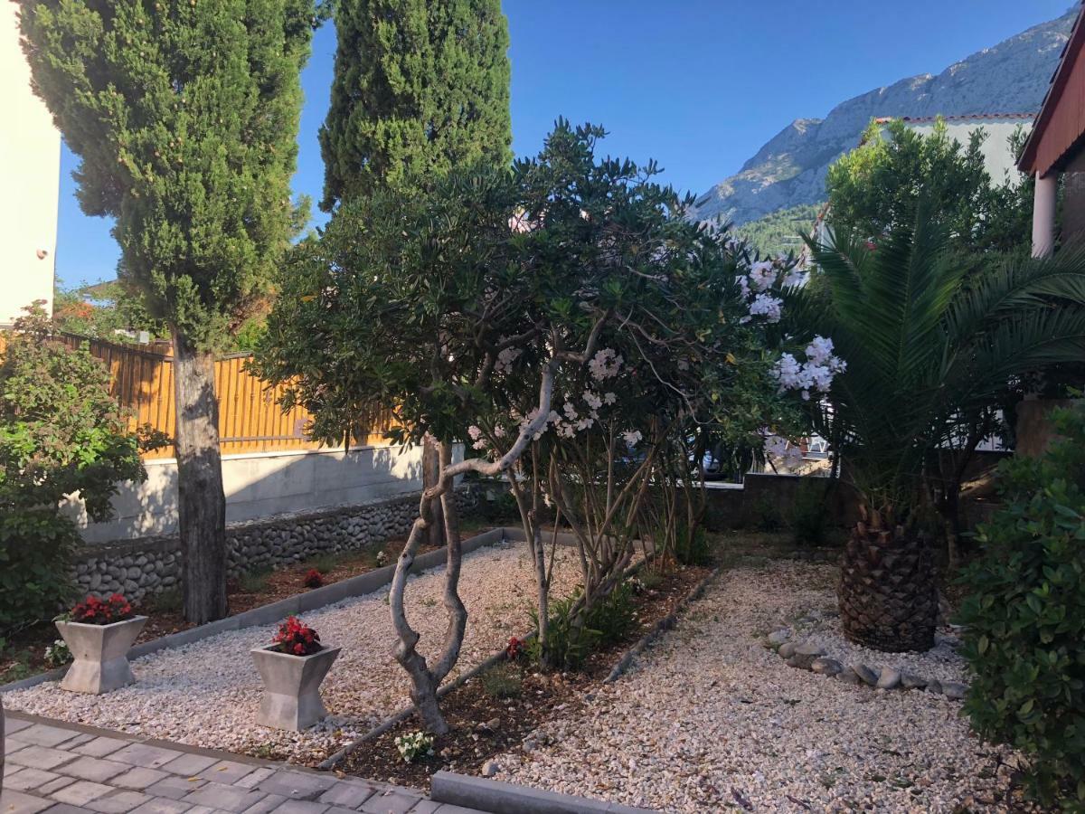 Villa Bandic Baška Voda Eksteriør bilde